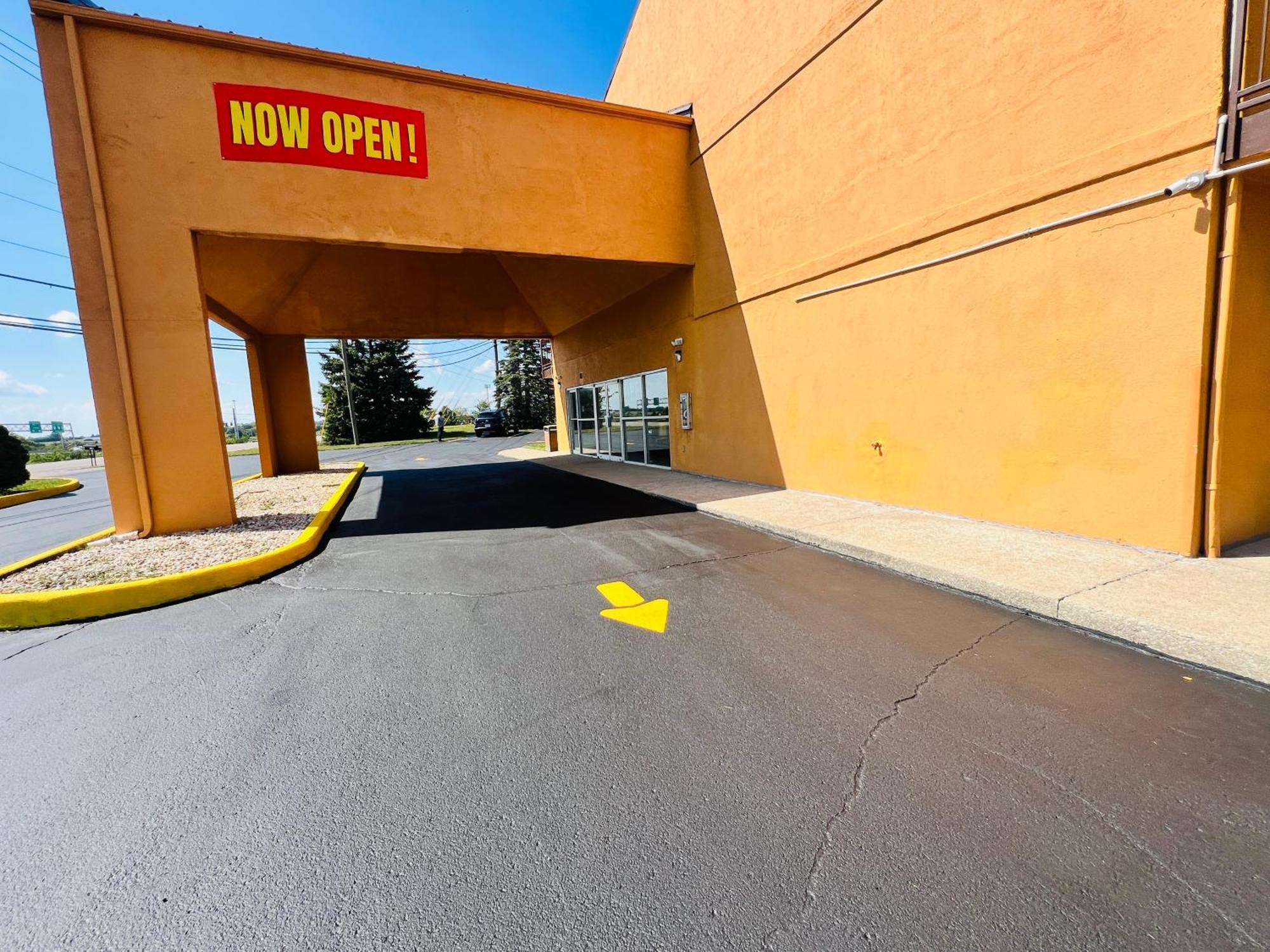 Value Stays By Oyo I-64 Winchester Exterior photo