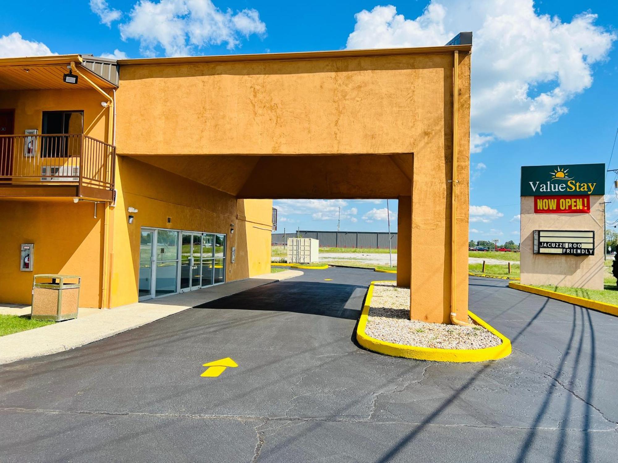 Value Stays By Oyo I-64 Winchester Exterior photo